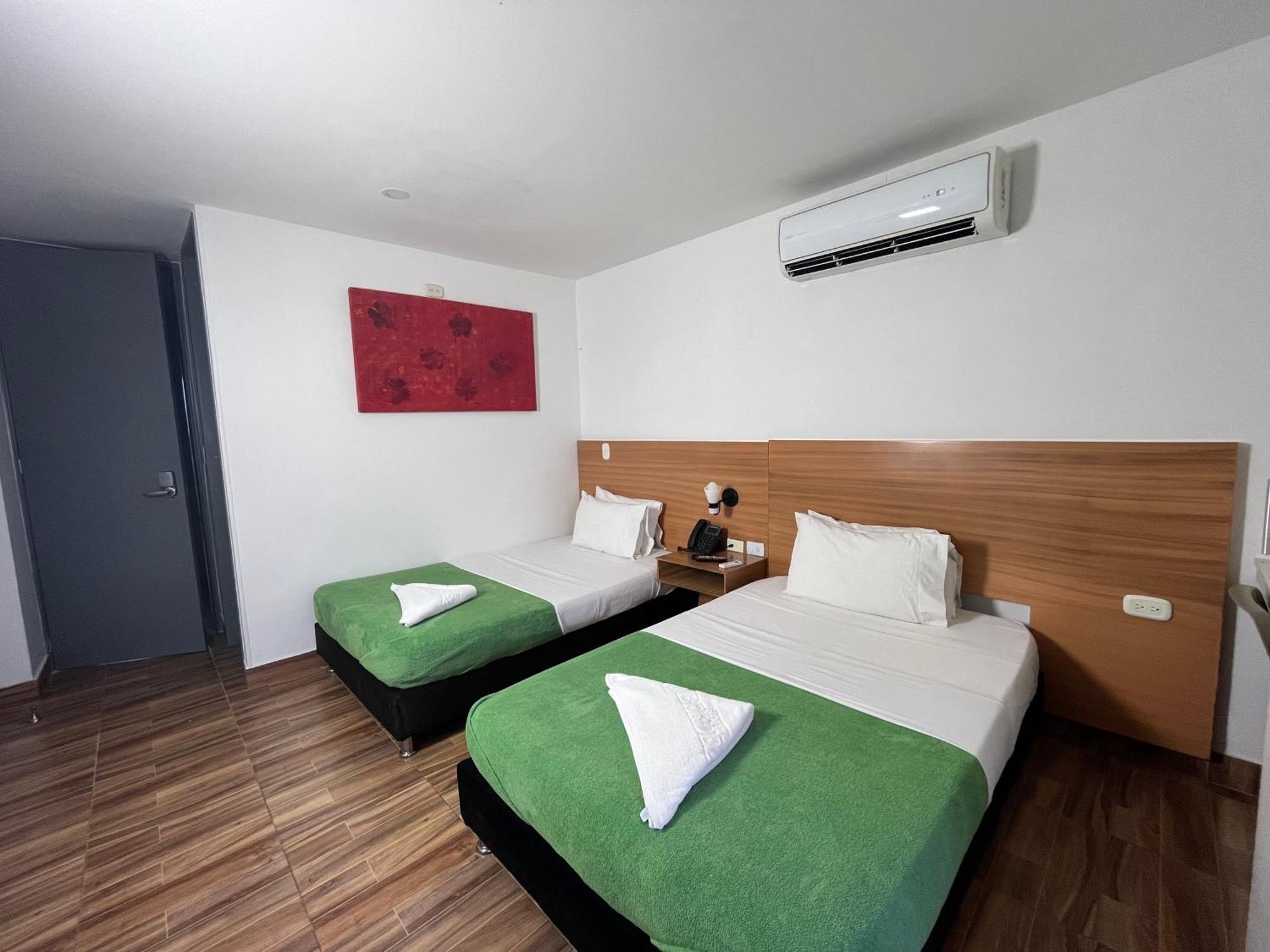 Hotel Berdez Нейва Экстерьер фото